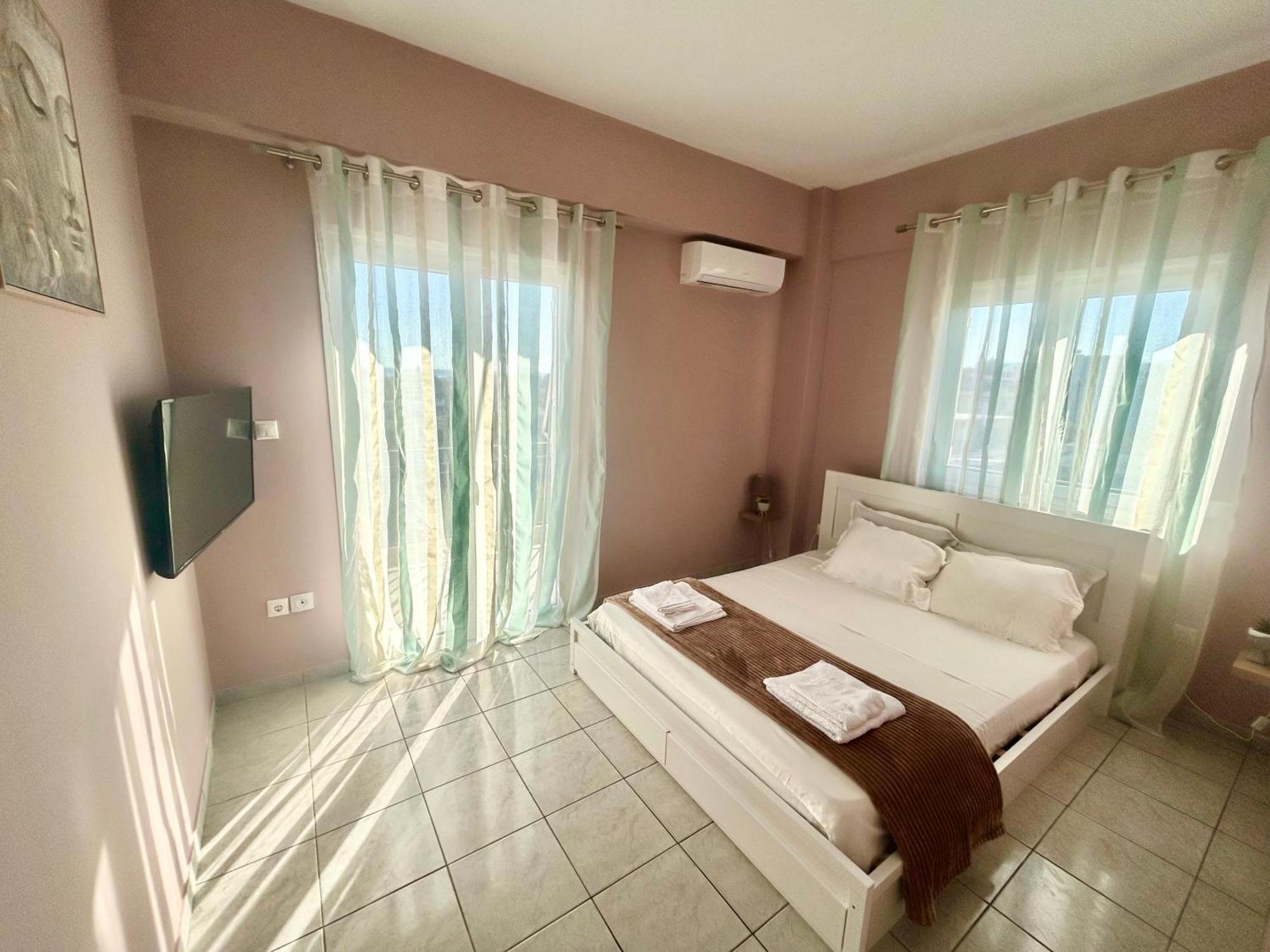 Aktis Apartment Near Airport أرتيميدا المظهر الخارجي الصورة